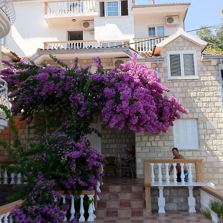 Apartmani Kalinic ビエラ エクステリア 写真