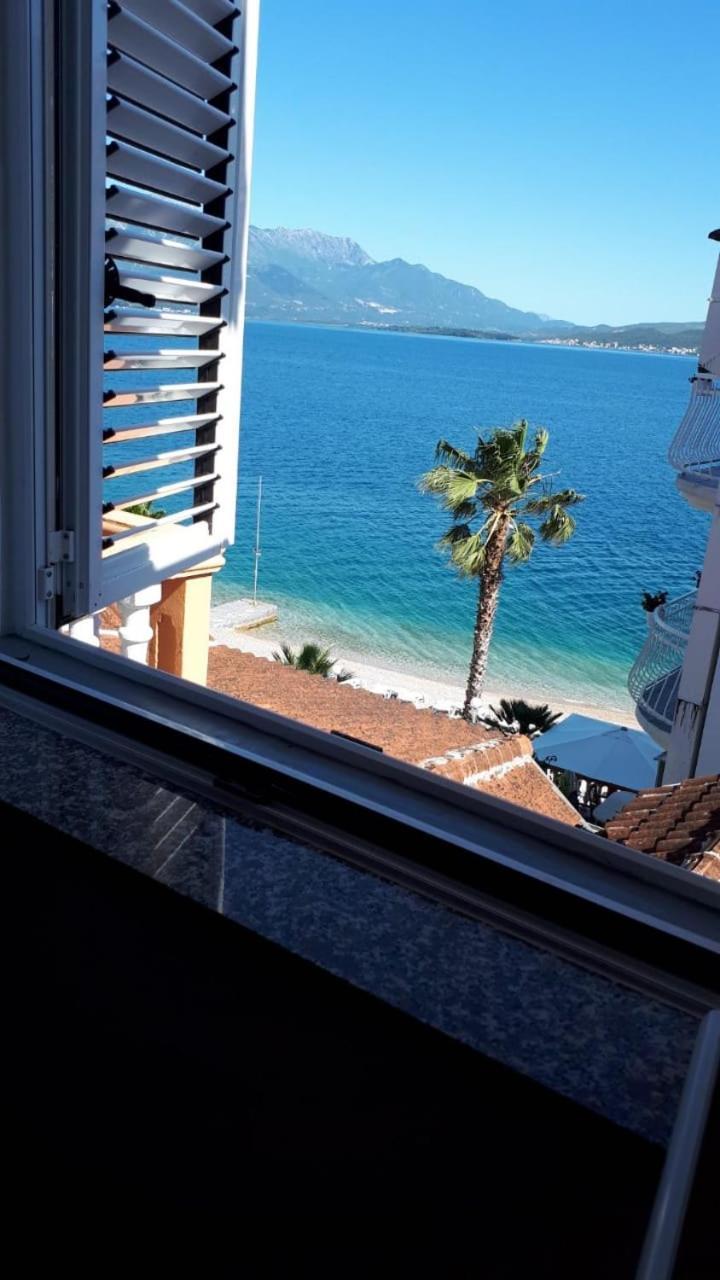 Apartmani Kalinic ビエラ 部屋 写真