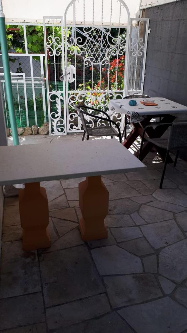 Apartmani Kalinic ビエラ 部屋 写真