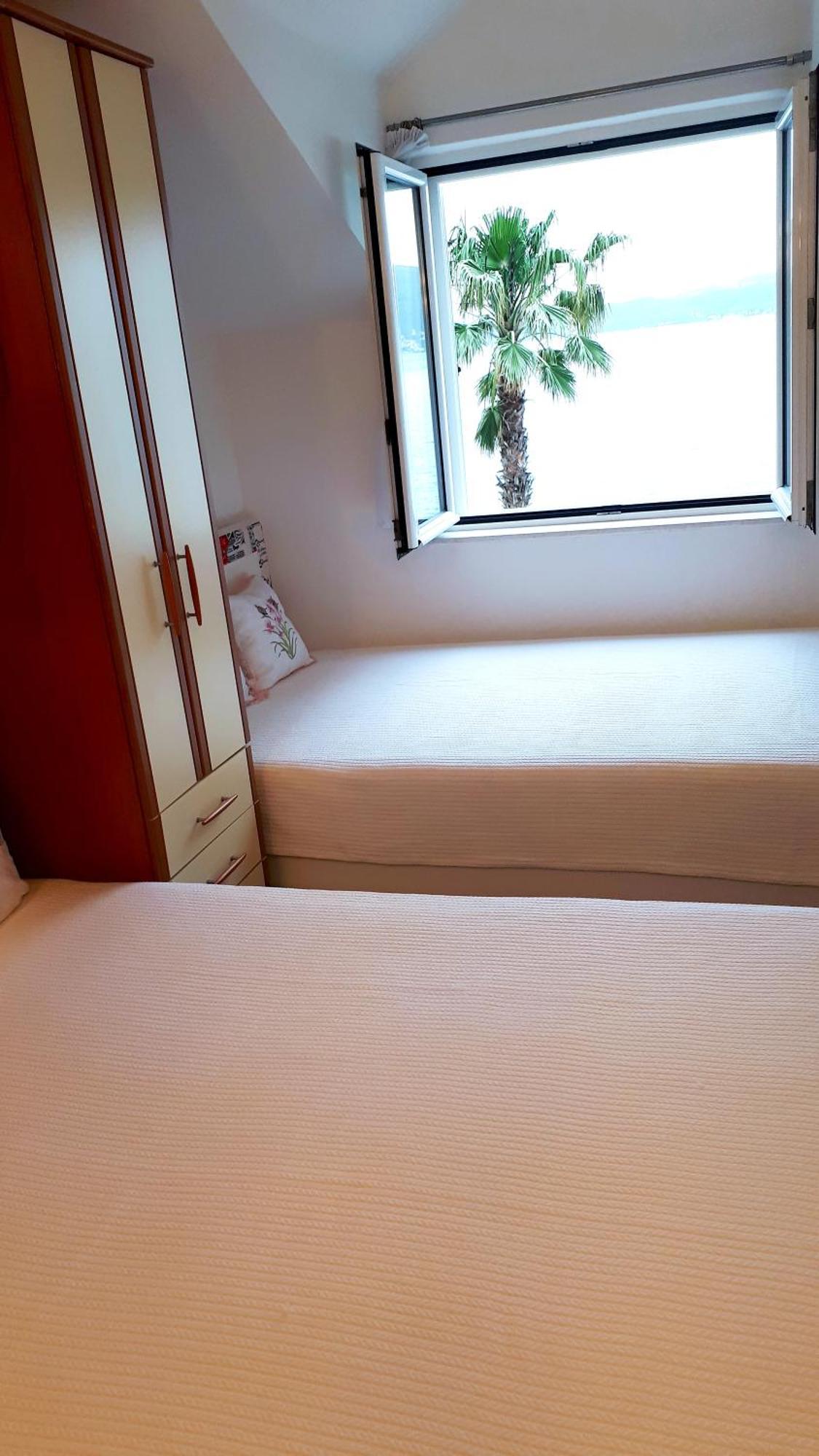 Apartmani Kalinic ビエラ 部屋 写真